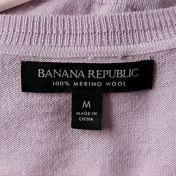 NWOT Merino wool v neck sweater, Banana republic, lavender, lilac, purple - Picture 6 of 6